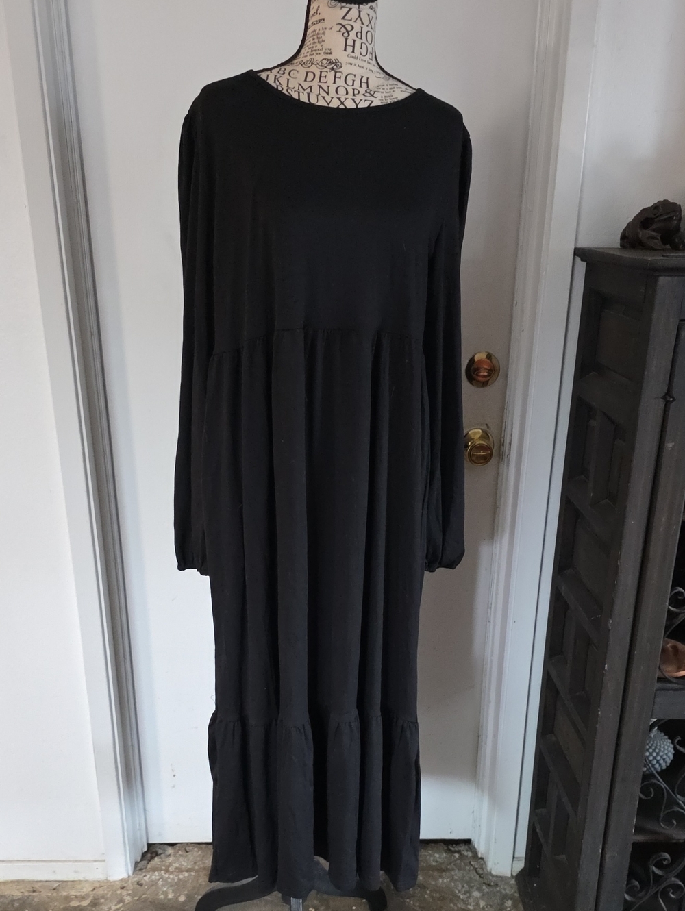 Black Long Sleeve Tiered Maxi Dress - Women's Casual Elegant